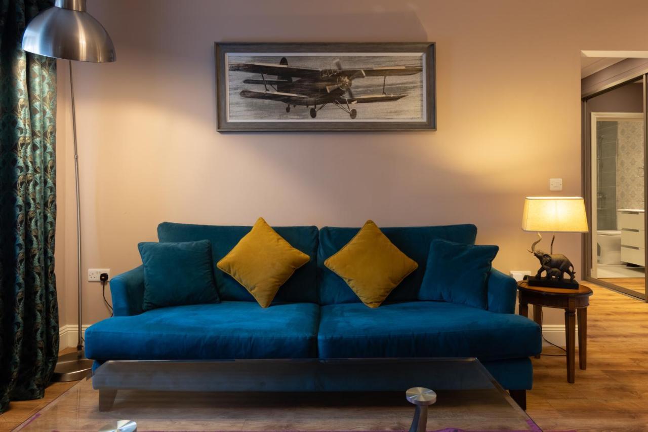 Boyne View House Trim